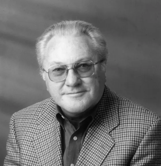 Günter W. Lugmair Günter W. Lugmair